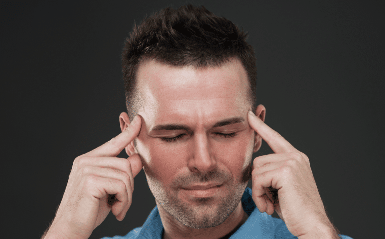 Traitement des migraines par myothérapie