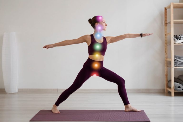 Femme en posture de yoga